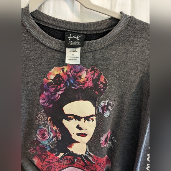 Sweatshirt - Picture 2 of 3